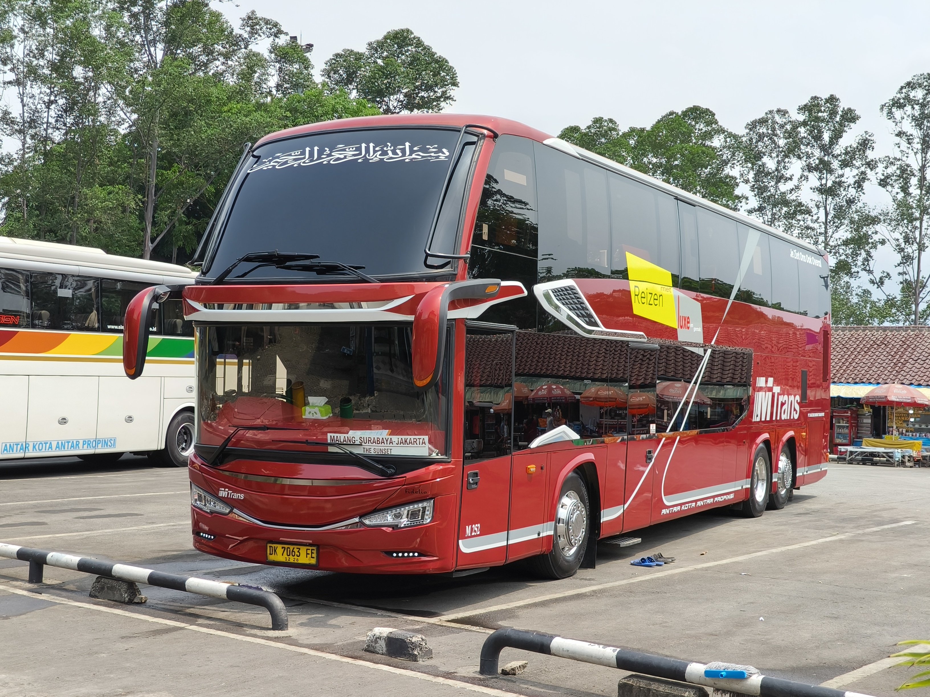 Bus M Trans