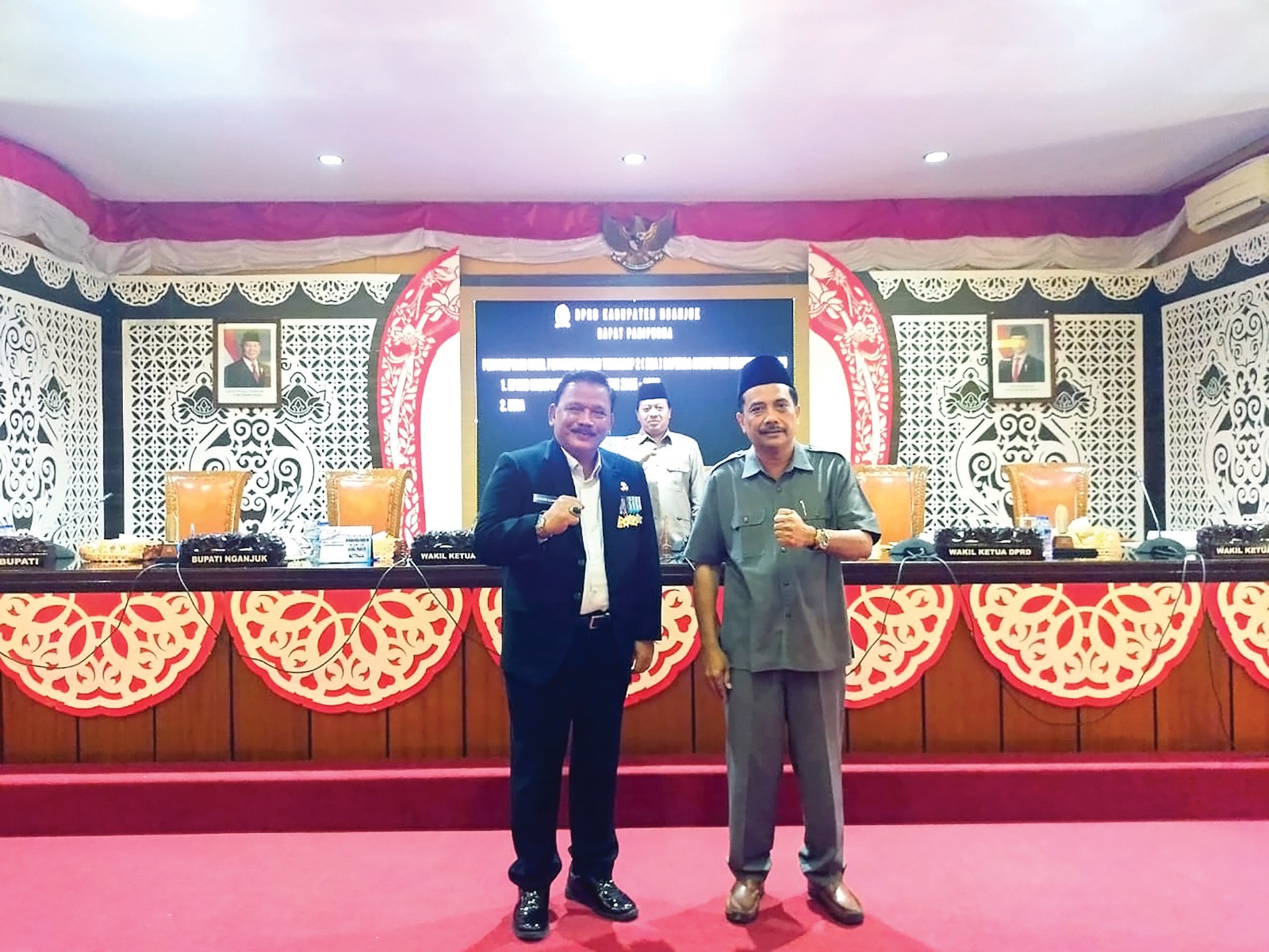 Kang Margaen dan Pak Tatit.