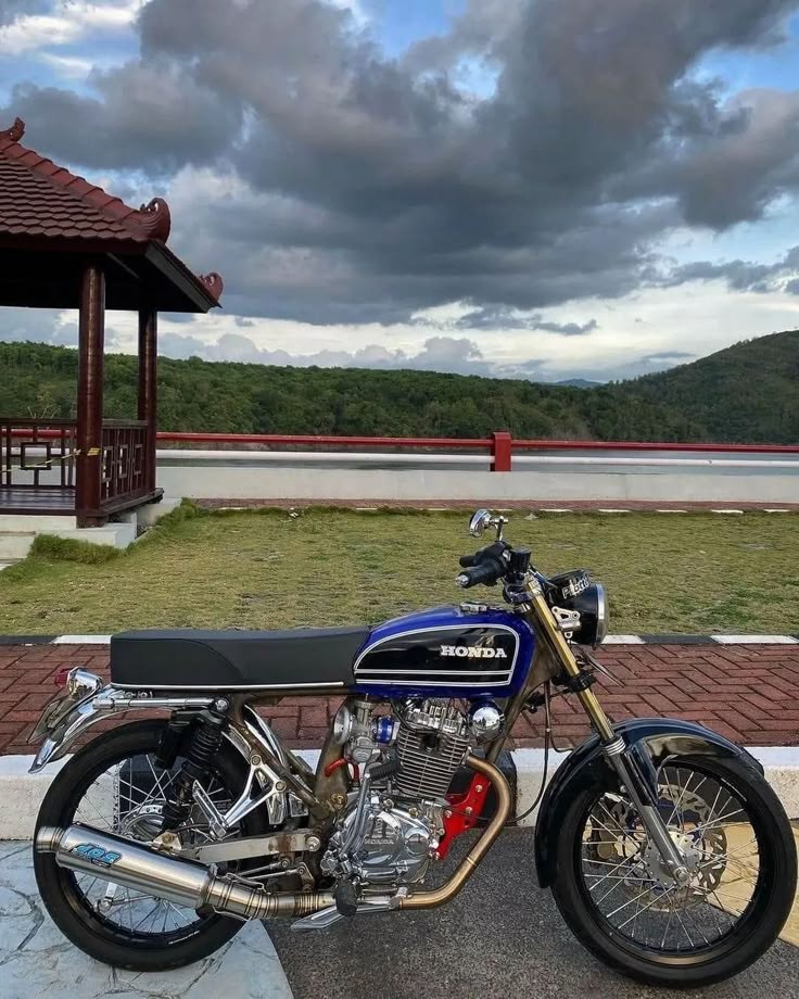 Honda CB