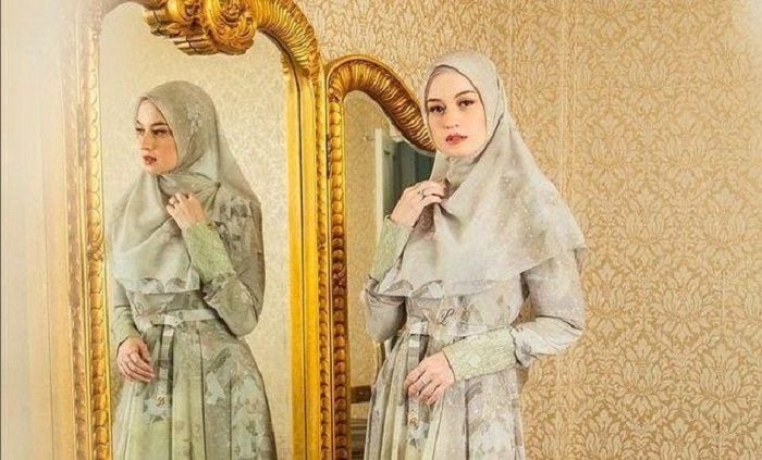 Gagal Berangkat Haji 2025, Kimberly Ryder Tunda Niat Suci karena Visa Furoda