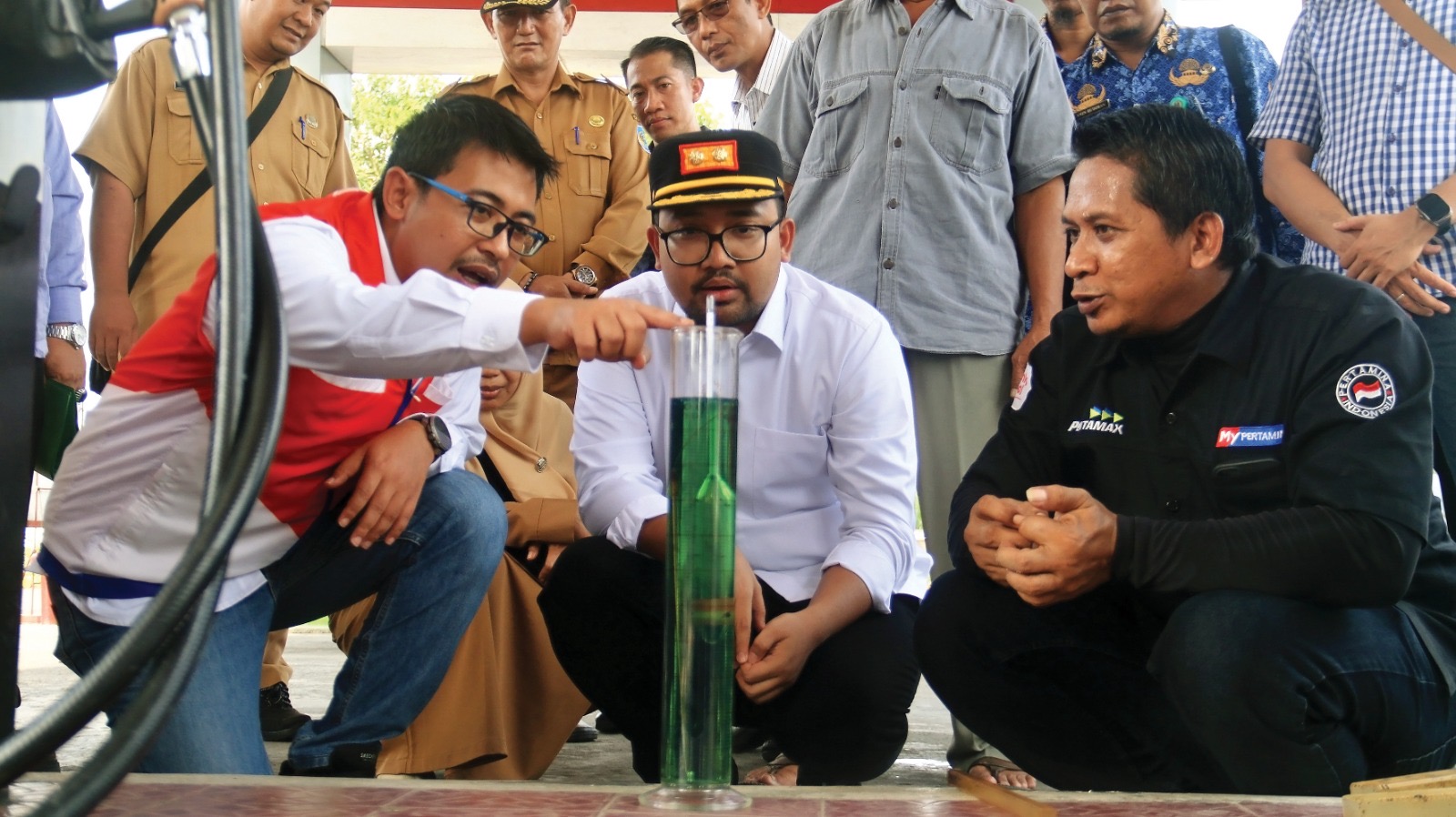 Mas Handy sidak spbu bermasalah di nganjuk, temukan pertalite tercampur air sebanyak 60 liter
