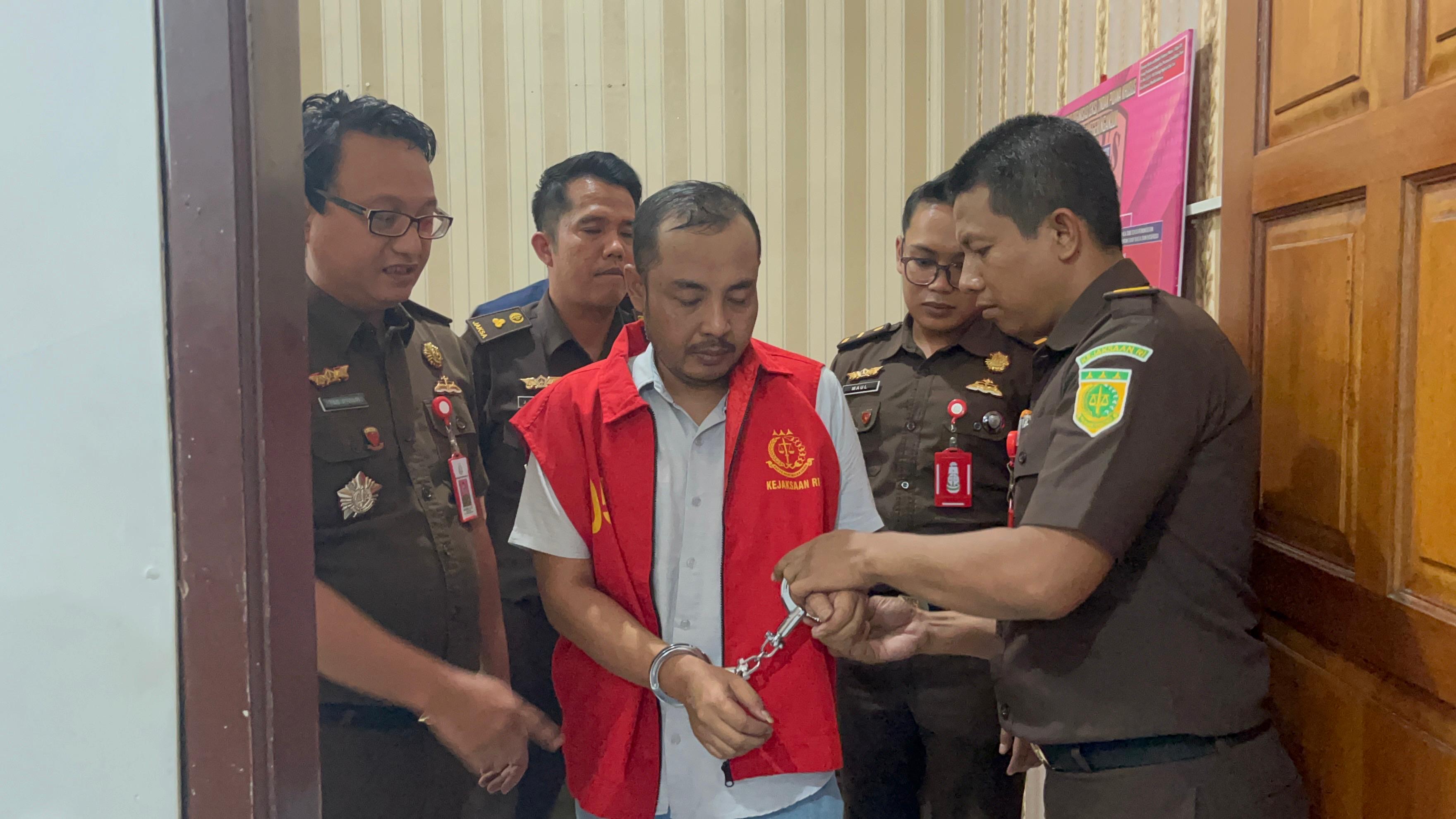 Hendra, tersangka kasus korupsi Nganjuk