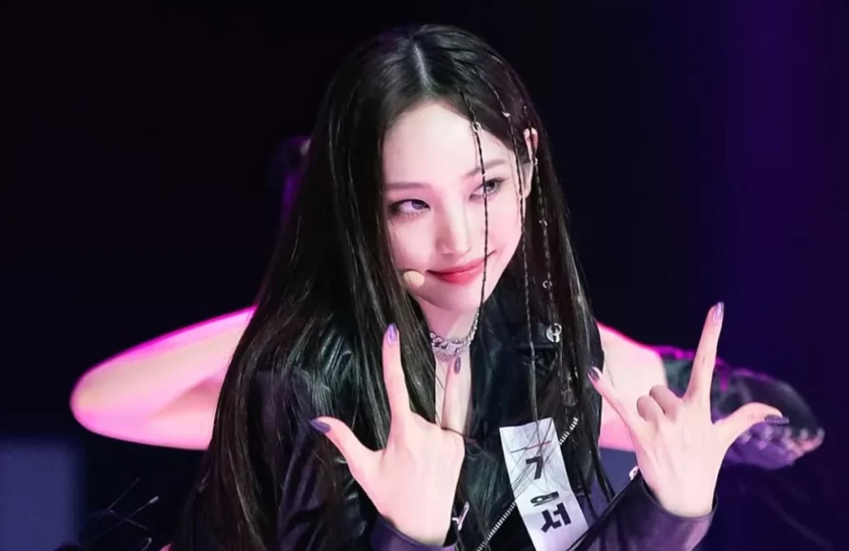 Mantan anggota girl group ILLIT Youngseo.