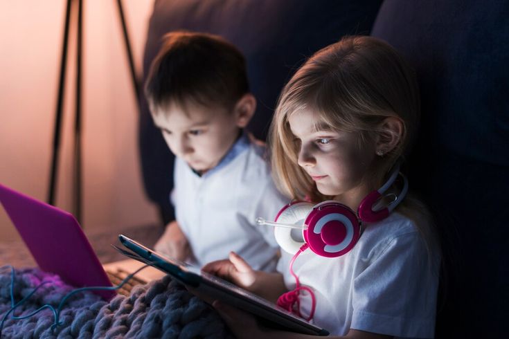 Waspada! Inilah Risiko Anak Kecil Kecanduan Gadget pada Usia Dini