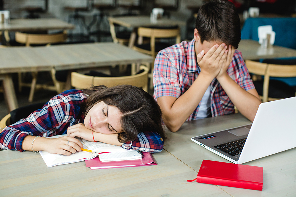 tidur di kelas gara-gara sleep call