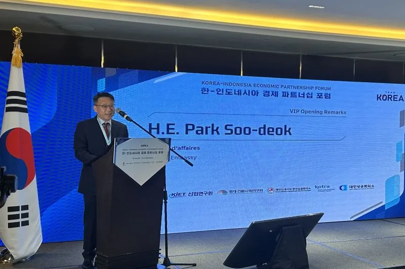 Kuasa Usaha Kedutaan Besar Korea Selatan untuk Indonesia Park Soo-Deok dalam acara Korea-Indonesia Economic Partnership Forum di Jakarta (Foto: Antara News)