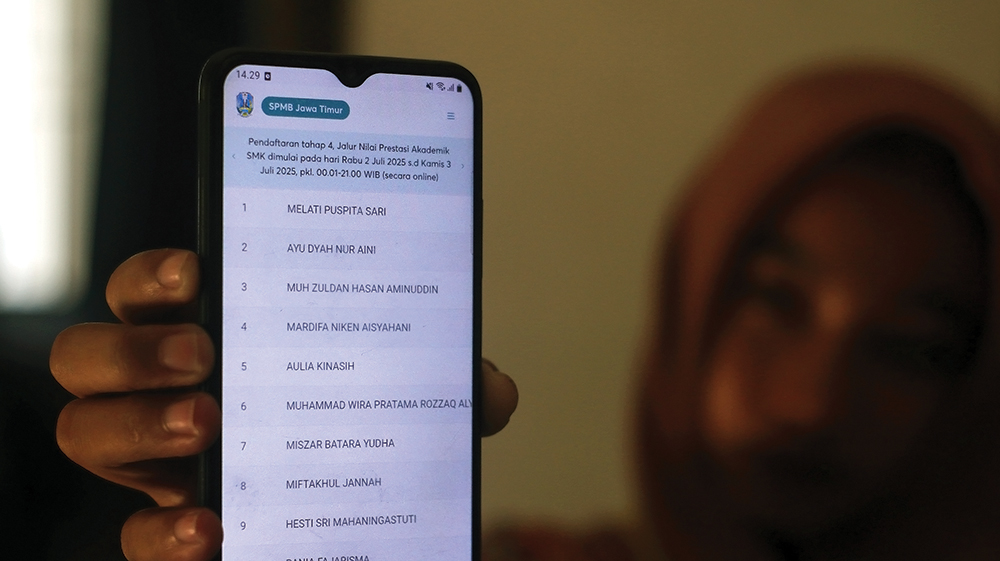 PENDAFTARAN ONLINE: SPMB tahap 4 untuk SMKN di Kabupaten Nganjuk dimulai kemarin. SMKN 1 Nganjuk dan SMKN 2 Nganjuk langsung diserbu calon siswa baru.