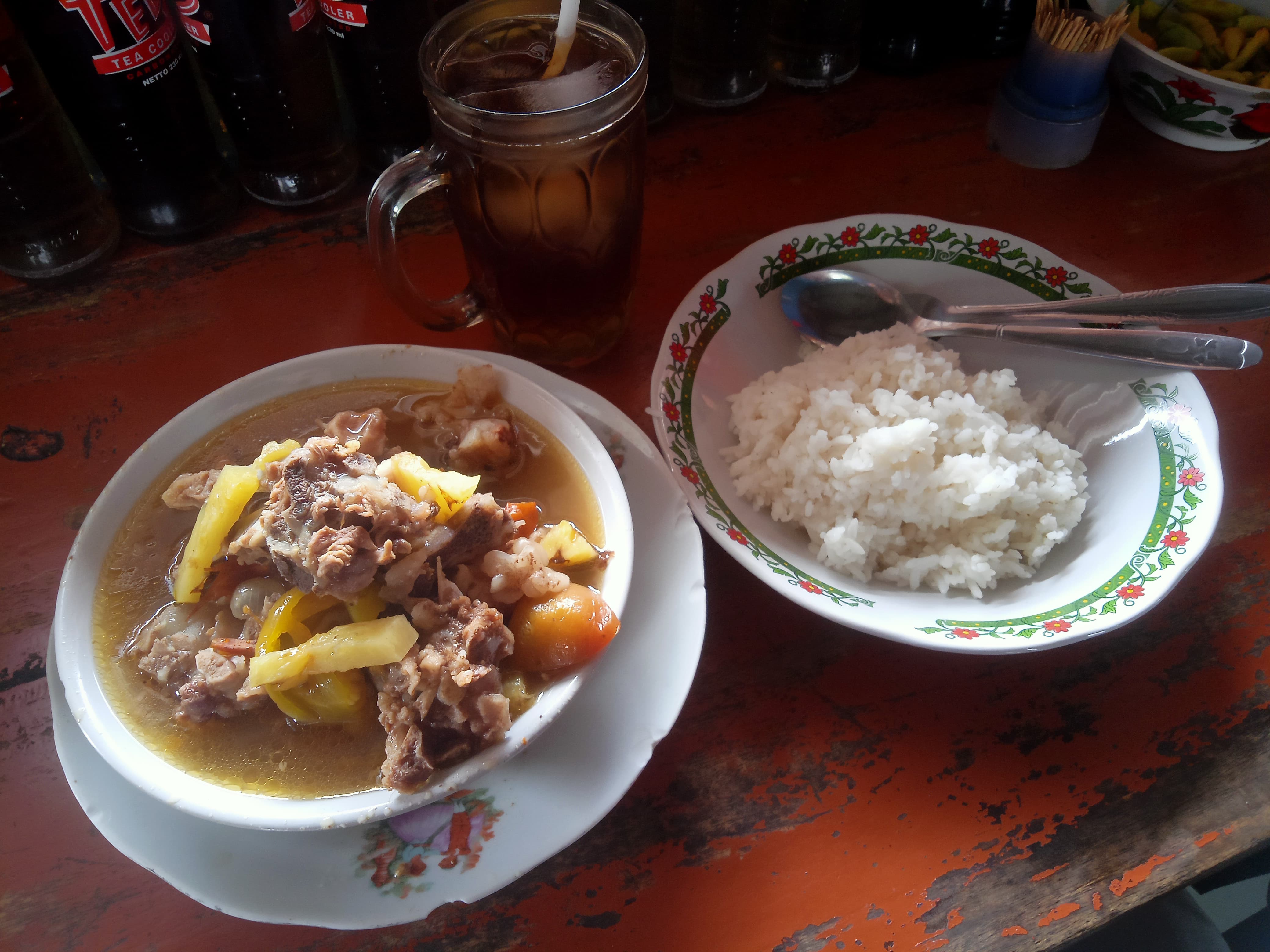 Asem-Asem Kuncir dan Asem-Asem Ngluyu.