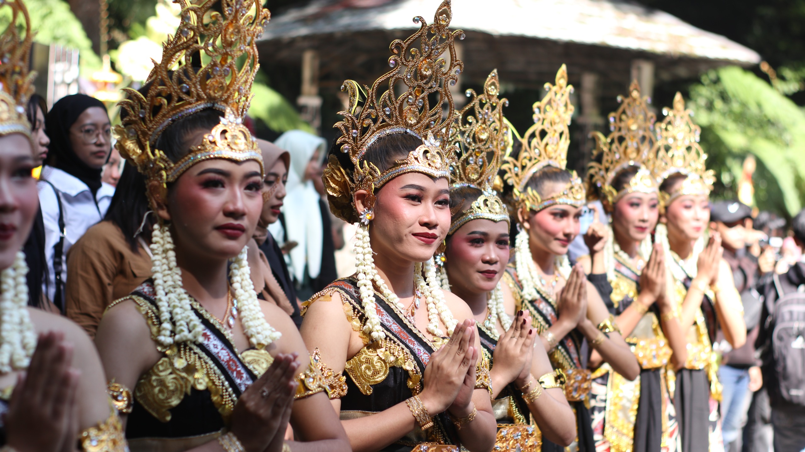 Siraman Sedudo kembali digelar 12 Juli! Tradisi suro yang dipercaya bikin awet muda ini juga dimeriahkan Sedudo Coffee Fest.