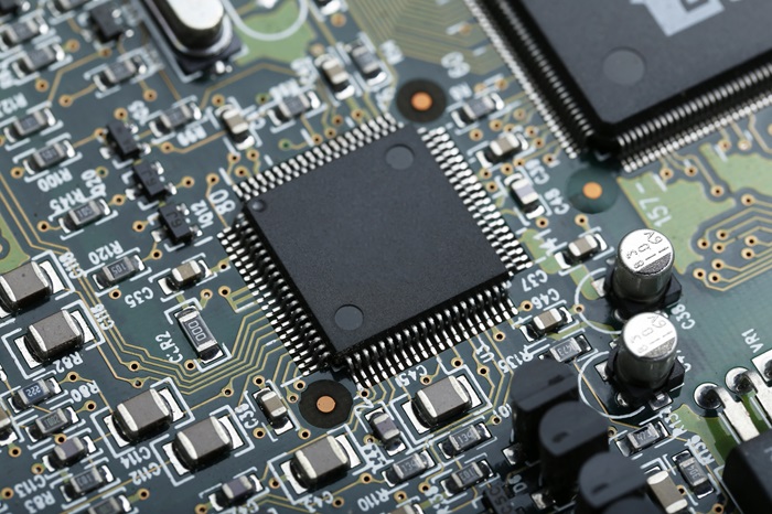 Gambar zoom papan sirkuit elektronik microcip CPU