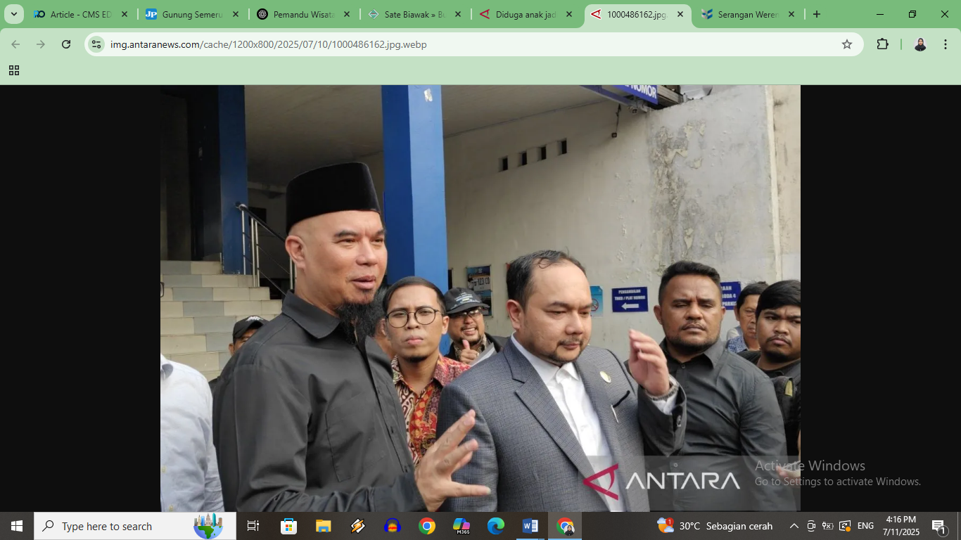 Ahmad Dhani laporkan LG atas perundungan anak