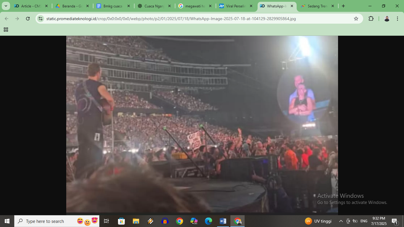 CEO Astronomer terciduk selingkuh di konser Coldplay