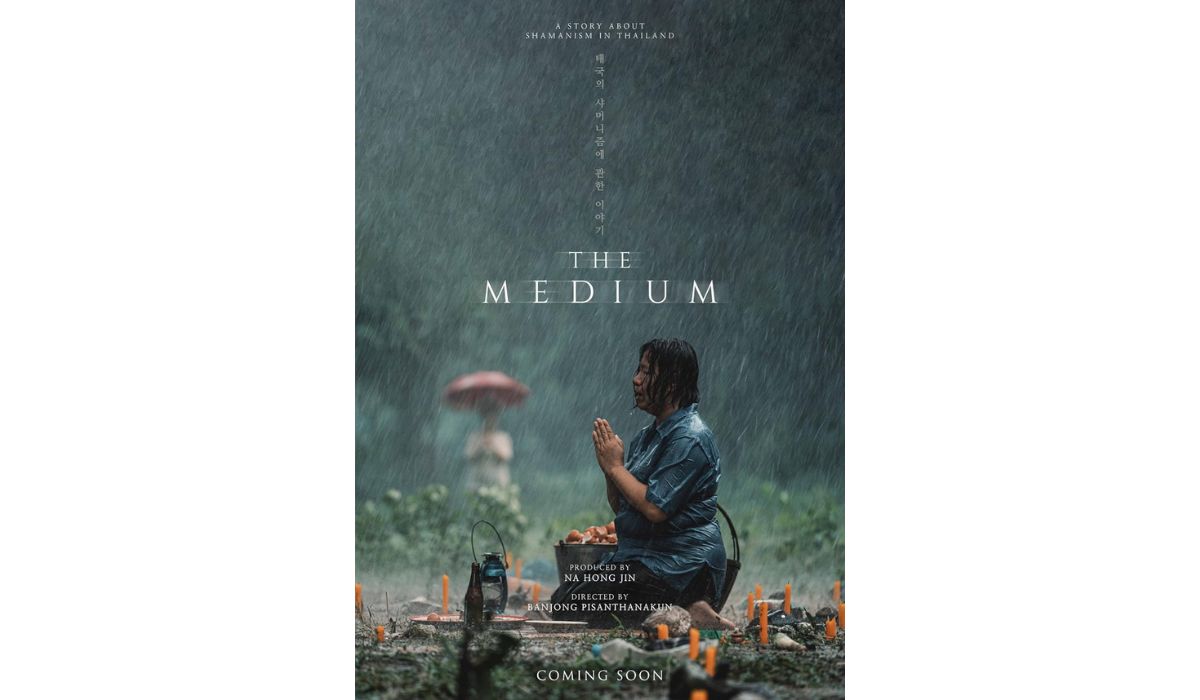 Poster Film The Medium