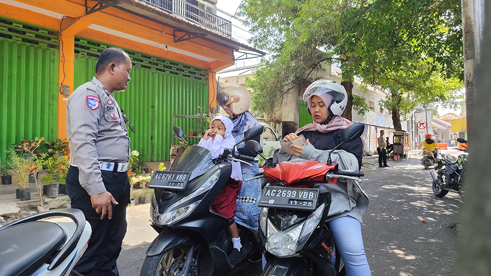 operasi patuh semeru