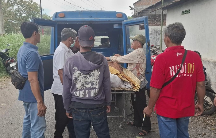 Pesta miras usai karnaval sound horeg di Kepung memakan korban