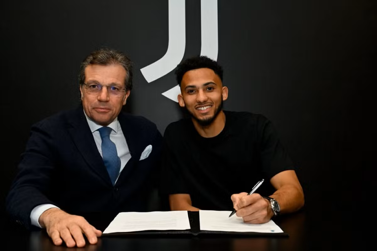 Juventus Siapkan Tawaran Baru untuk Bek Chelsea Renato Veiga, Tapi Harus Lepas Lloyd Kelly Dulu