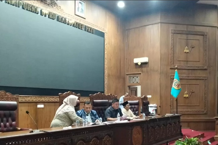 Sidang Paripurna DPRD Pati saat memutuskan dijalankannya Hak Angket