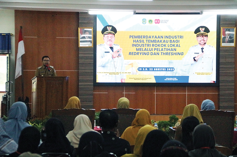 PEMBUKAAN: Wabup Trihandy beri sambutan di pelatihan kemarin.