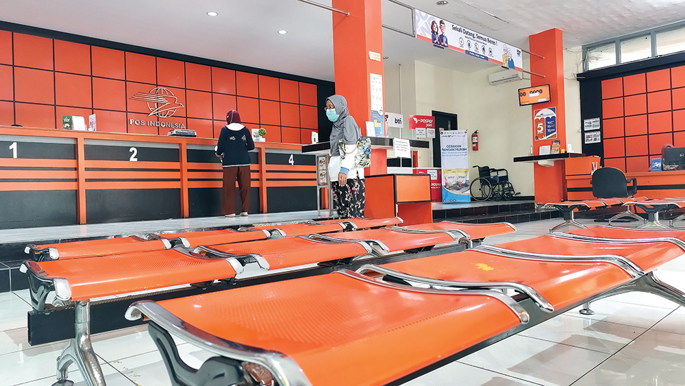 SEPI: Kantor Pos Nganjuk menutup pelayanan pencairan BSU. Sebanyak 496 pekerja harus gigit jari.