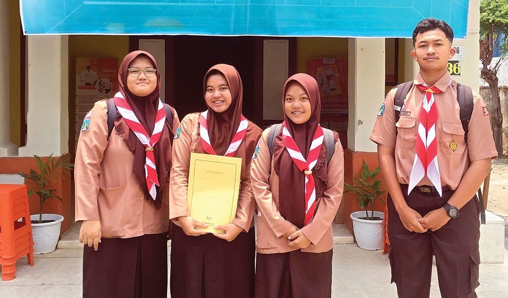 CEMERLANG: Anisa Nur Aditris, siswi SMA Negeri 2 Nganjuk menjadi Duta Motivator Pendidikan 2025.