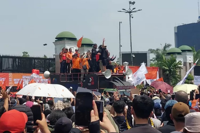 Aksi Demo 25 Agustus mengingatkan publik pada Dekrit Gus Dur.