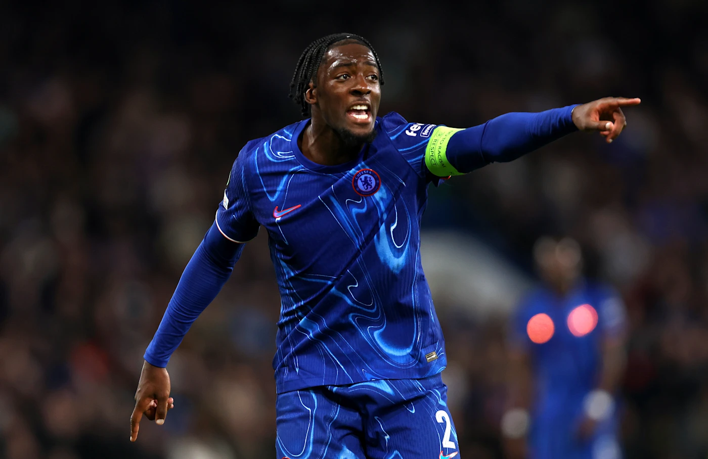 Axel Disasi buka suara soal alasan menolak West Ham dan Bournemouth. Bek Chelsea itu lebih memilih Monaco karena faktor emosional.