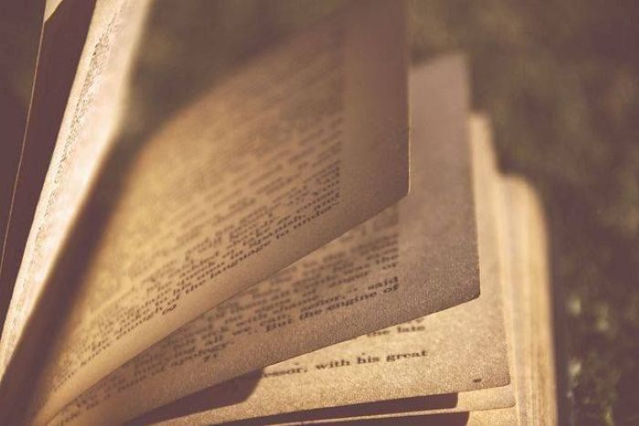 Buku Lama yang Menguning dapat Dihindari dengan Beberapa Trik