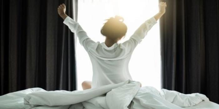 Menyambut sinar matahari pagi, saatnya mulai hari dengan energi positif dan kebiasaan sehat.
