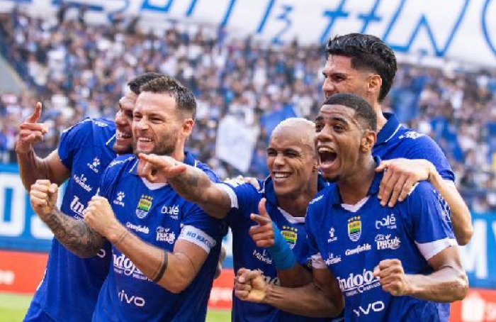Selebarsi pemain Persib Bandung saat melawan Semen Padang Agustus lalu