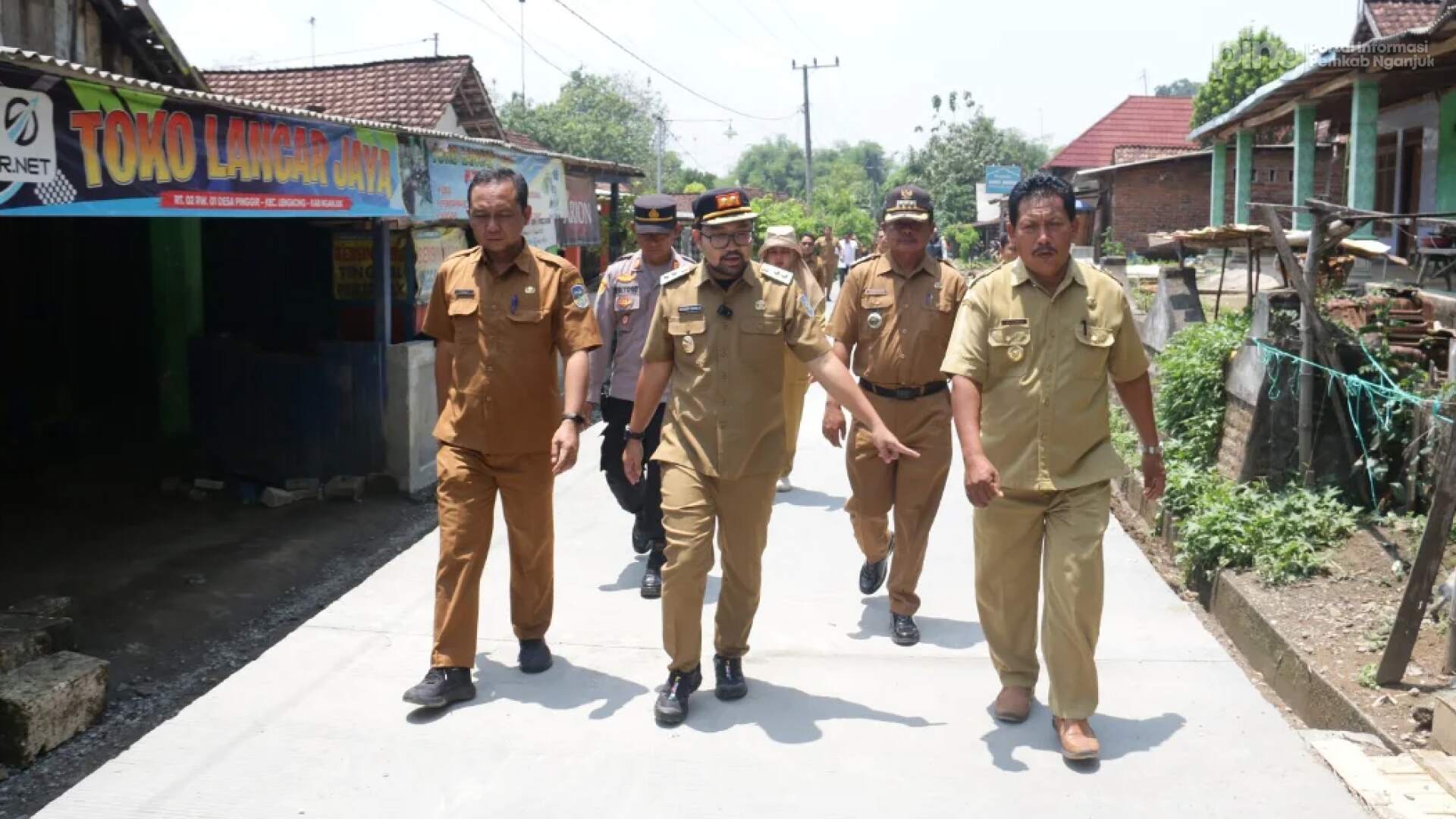 Wabup Nganjuk Mas Handy Sidak Proyek Rekonstruksi Jalan di Lengkong