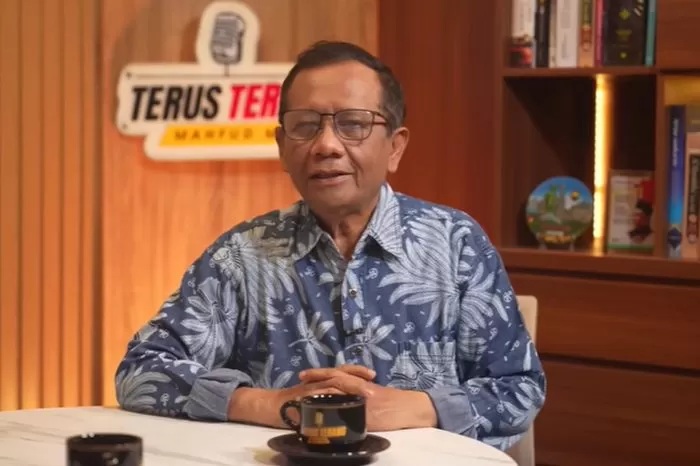 Dua Cucu Mahfud MD Jadi Korban Keracunan Program MBG di Yogyakarta