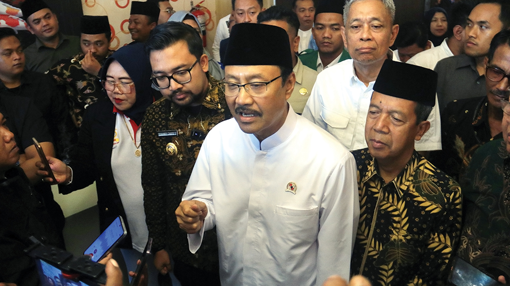 PAHLAWAN KOTA ANGIN: Menteri Sosial (Mensos) Republik Indonesia (RI) Saifullah Yusuf saat menghadiri Seminar Nasional Kepahlawanan kemarin. 