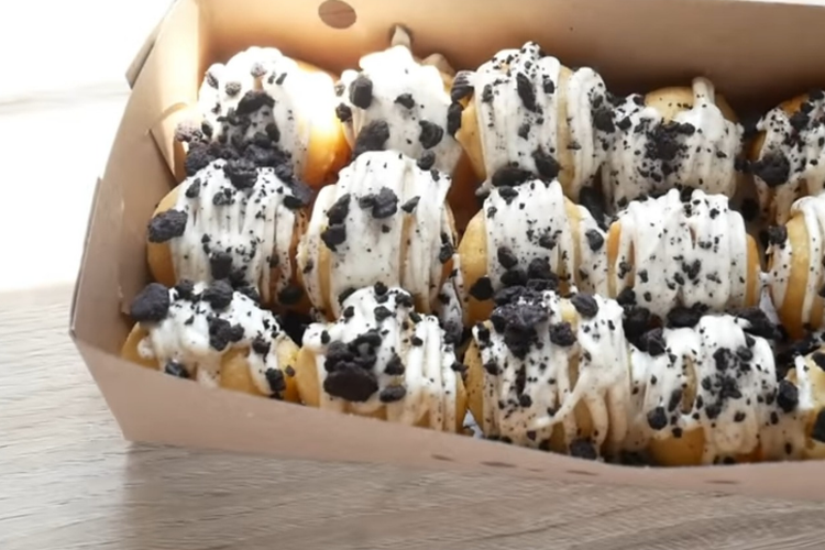 Loukoumades, camilan bulat asal Yunani dengan topping melimpah