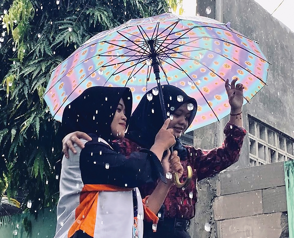 Hujan mengguyur Kabupaten Nganjuk pada siang hingga malam hari.