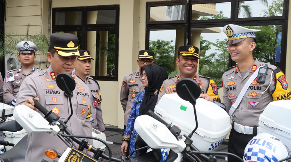 Hanya dalam 24 jam, 72 pengendara motor ditilang Satlantas Polres Nganjuk di berbagai titik jalan di Kota Angin.
