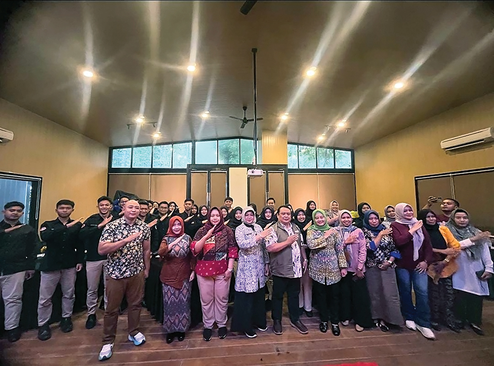 BULLYING DAN TAWURAN: Kajari Ika Mauluddina menjelaskan tentang kenakalan remaja di Nganjuk.