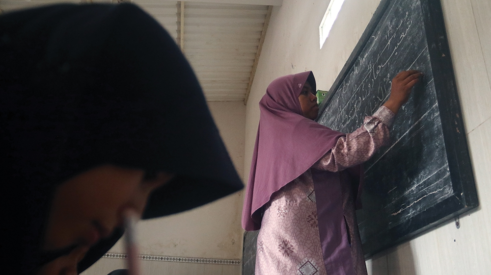 PEKERJA SOSIAL: Guru Ngaji Ashlih Sya