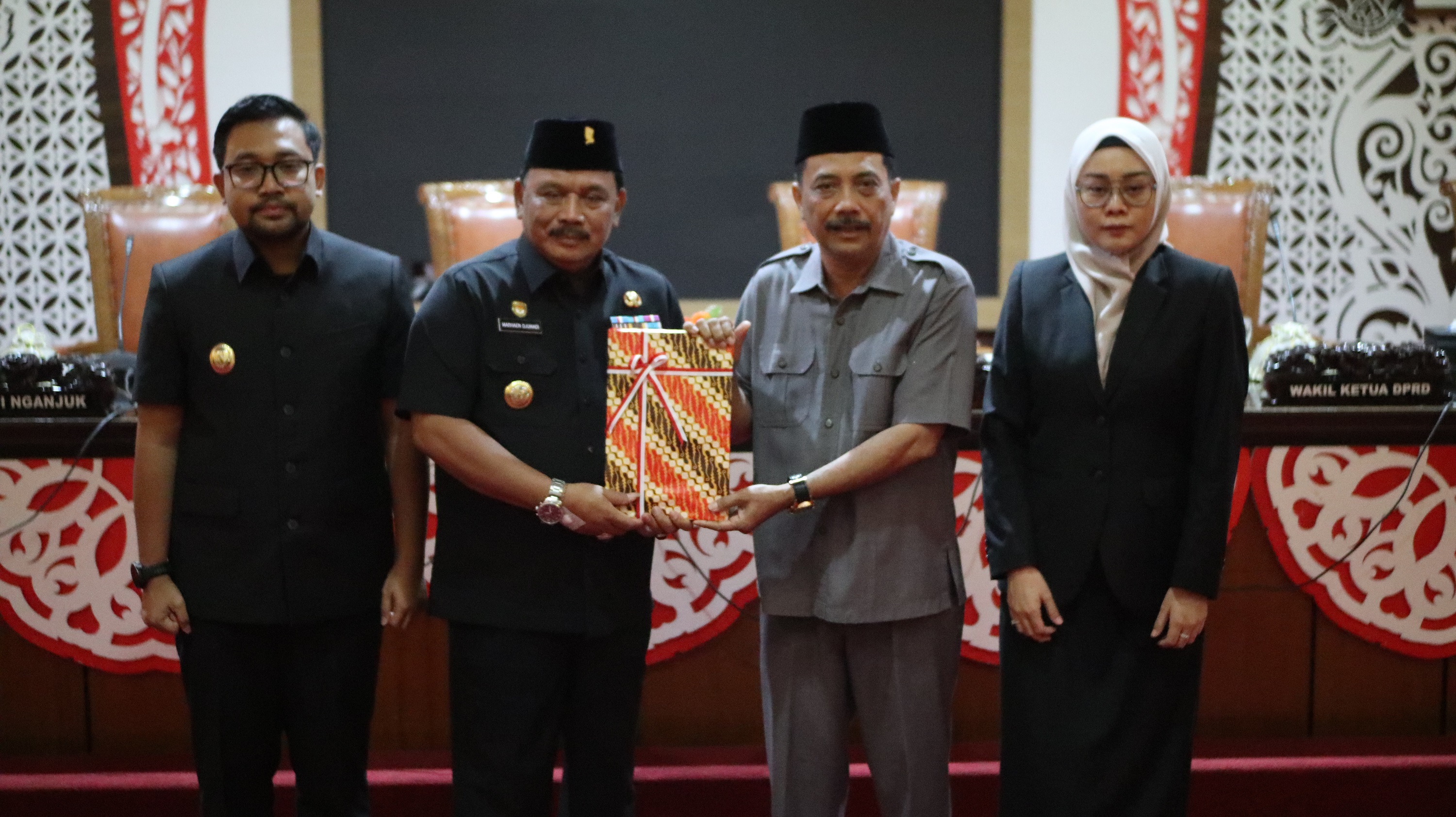 DPRD Kabupaten Nganjuk melakukan rapat paripurna bersama Pemkab Nganjuk