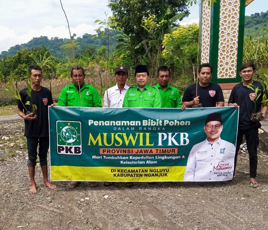 PKB Nganjuk Tanam Ribuan Bibit Pohon untuk Lestarikan Alam