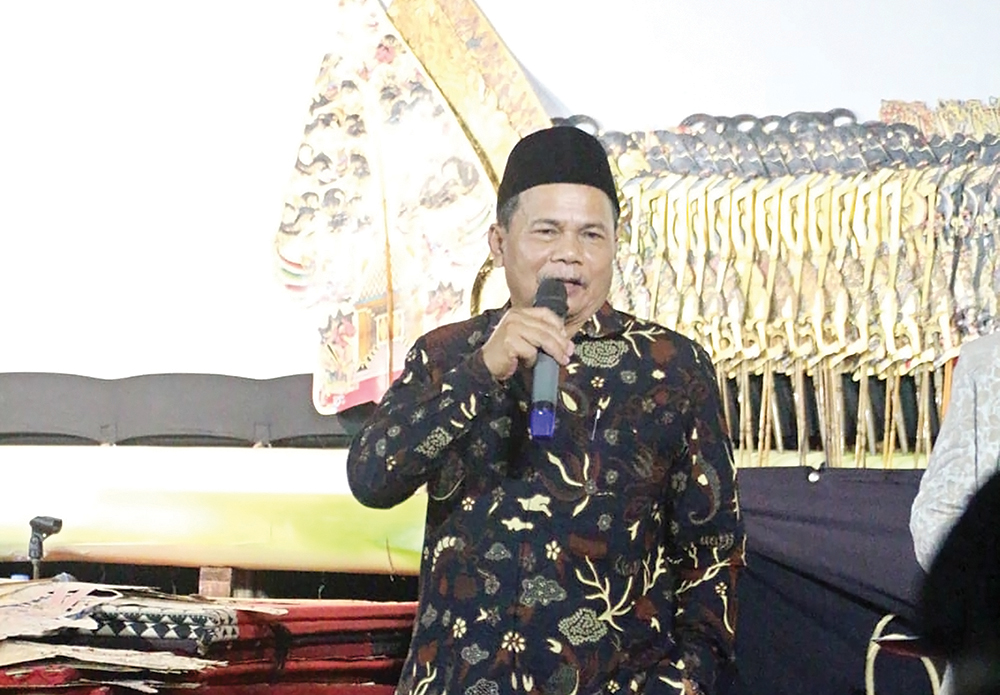Kepsek SMK PGRI 1 Nganjuk beri sambutan.