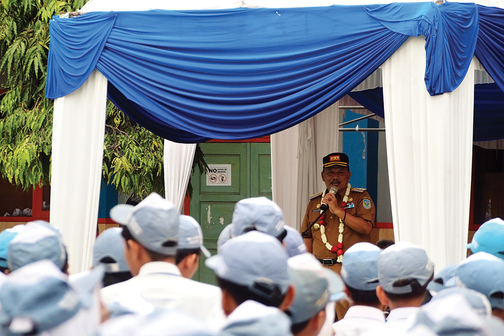 BERI MOTIVASI: Kang Marhaen dukung Smasa Menyala di tahun 2026.