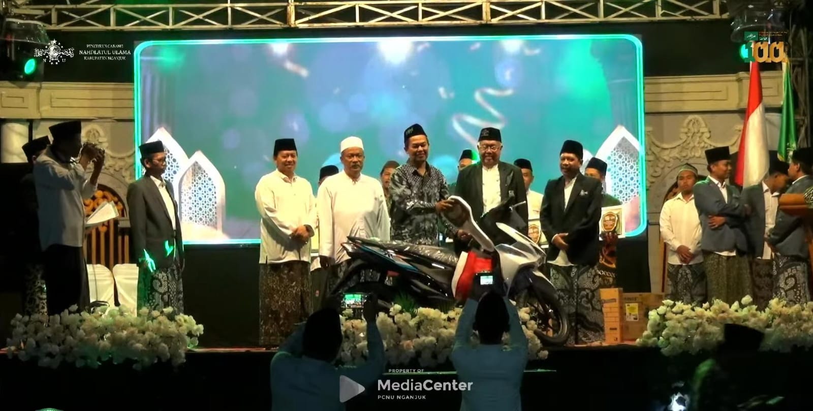 PKB Nganjuk Beri Satu Motor dan Enam Laptop