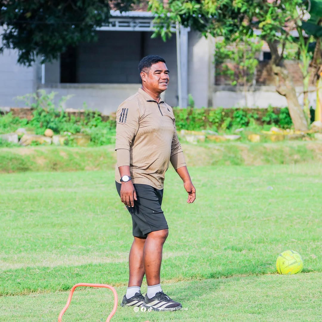 Pelatih Persenga Nganjuk Heru Sunarno