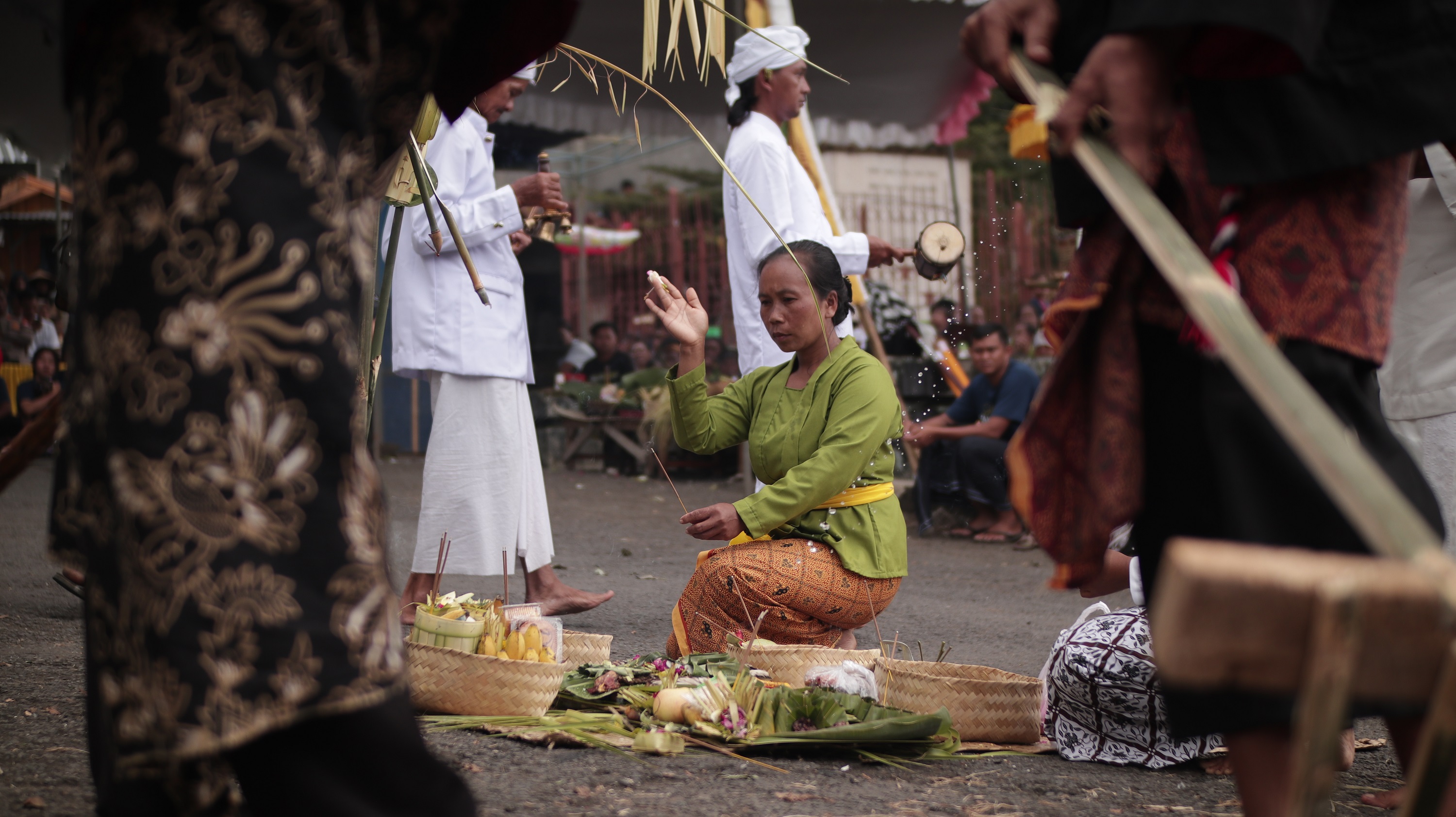 Upacara Tawur Agung Kesanga yang diadakan di Desa Bajulan, Nganjuk