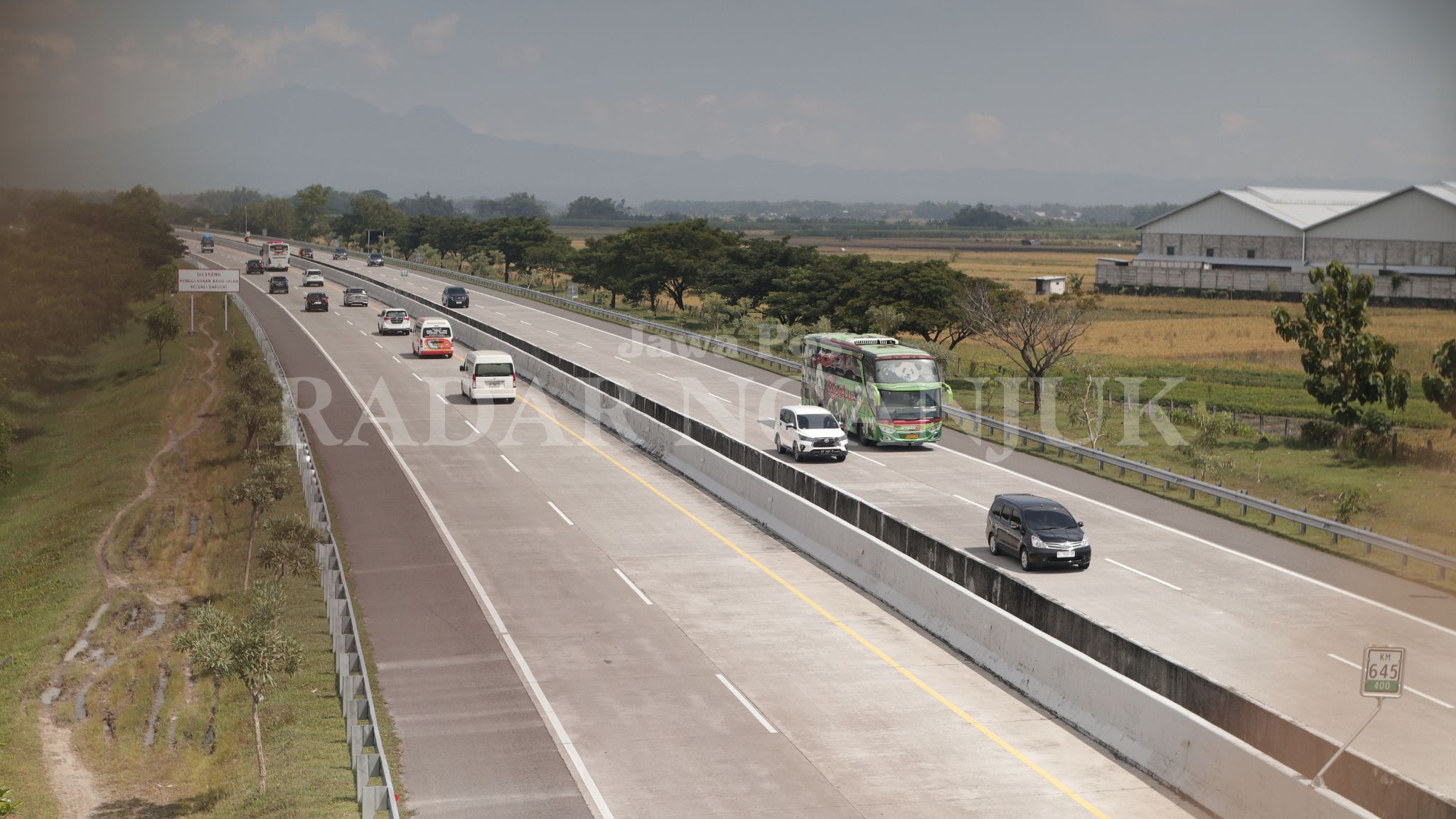 Tol Nganjuk semakin padat