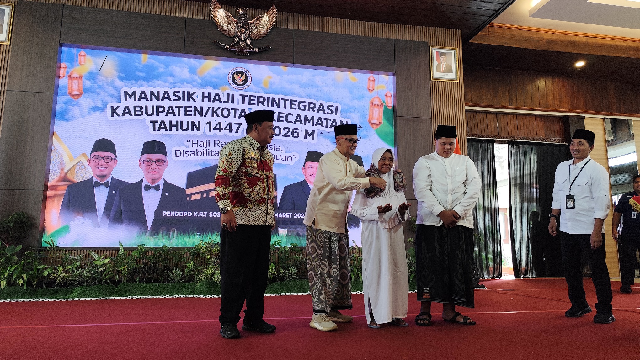 Bupati Nganjuk bersama Menteri Haji dan Umroh di Pendapa KRT Sosrokoesoemo
