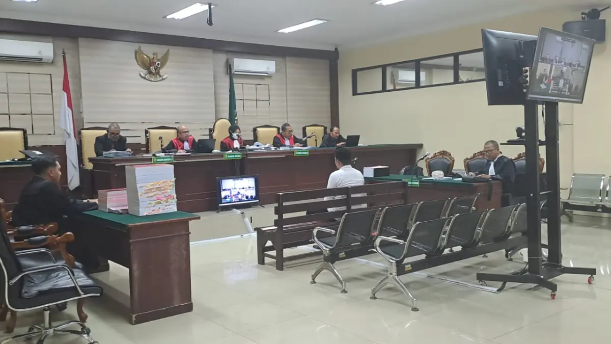 Yuliantono jalani sidang di PN Tipikor Surabaya