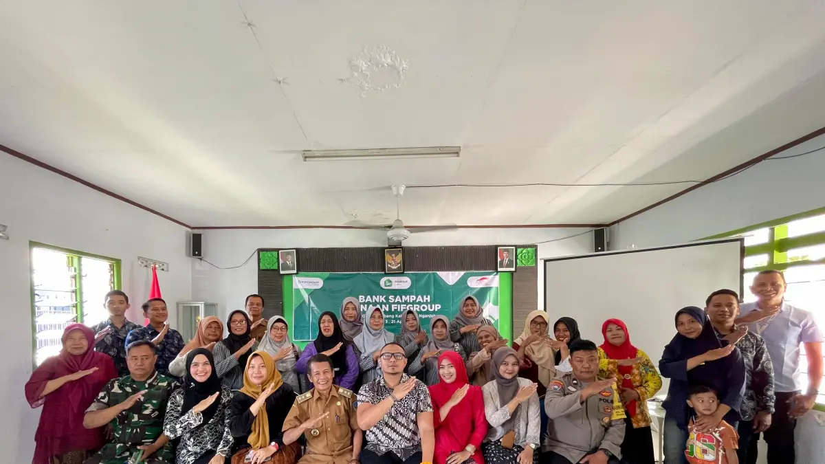 Pelaksanaan workshop pengelolaan sampah dan workshop mekanisme operasional Bank Sampah Binaan yang diselenggarakan oleh FIFGROUP Cabang Kabupaten Nganjuk