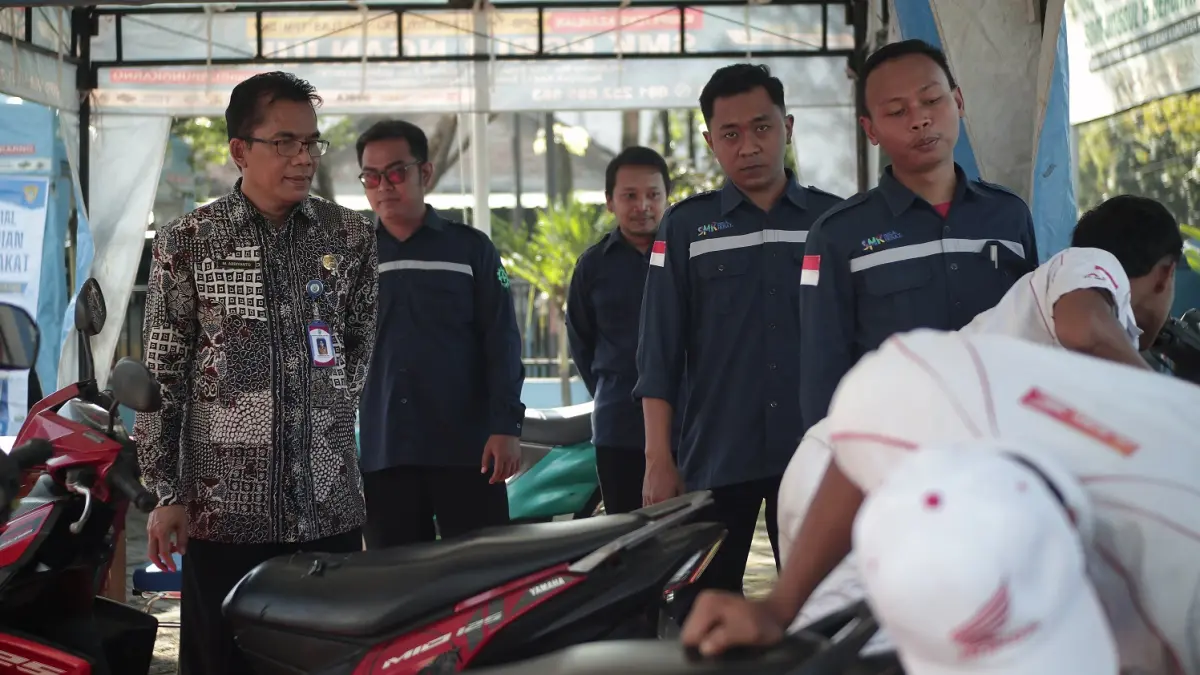 Cabang Dinas Pendidikan (Cabdindik) Provinsi Jawa Timur (Jatim) wilayah Kabupaten Nganjuk menggelar acara Bakti Sosial 