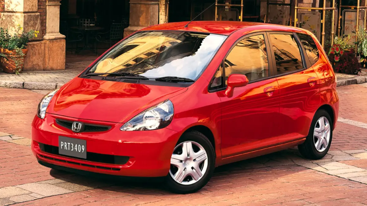 Honda Jazz generasi pertama (kode bodi GD3)
